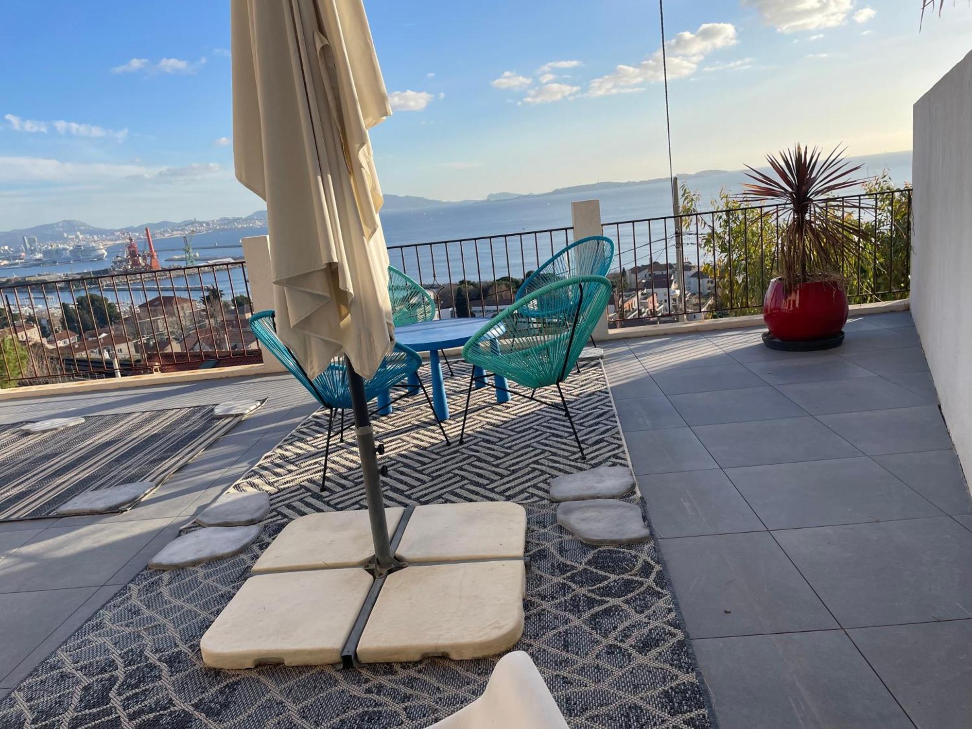 Superbe Terrasse Avec Vue Panoramique Sur La Mer Marseille Bagian luar foto