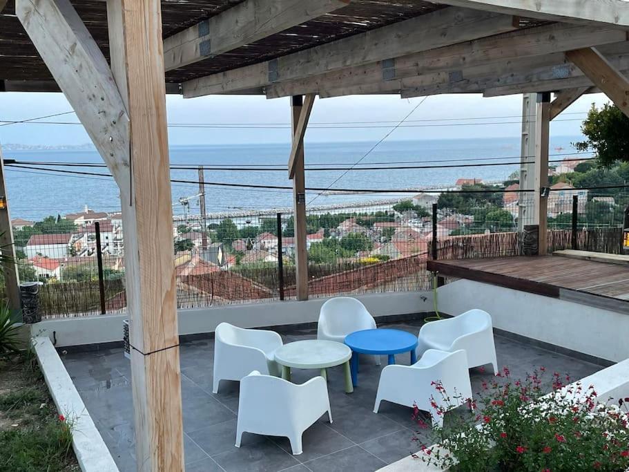 Superbe Terrasse Avec Vue Panoramique Sur La Mer Marseille Bagian luar foto