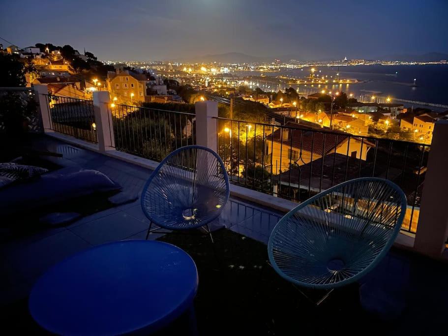Superbe Terrasse Avec Vue Panoramique Sur La Mer Marseille Bagian luar foto